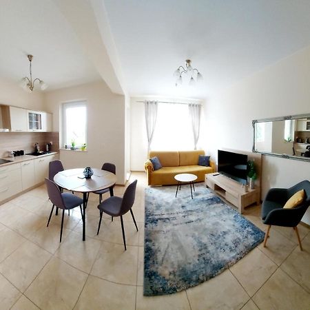 Modlinska Apartments Nowy Dwor Mazowiecki Luaran gambar