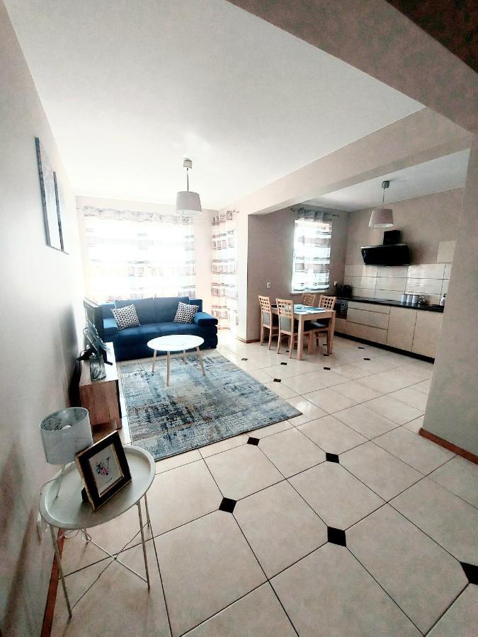 Modlinska Apartments Nowy Dwor Mazowiecki Luaran gambar